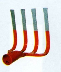 Dunghacke mit 4 flachen Zinken