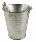 Eimer aus Zinkblech